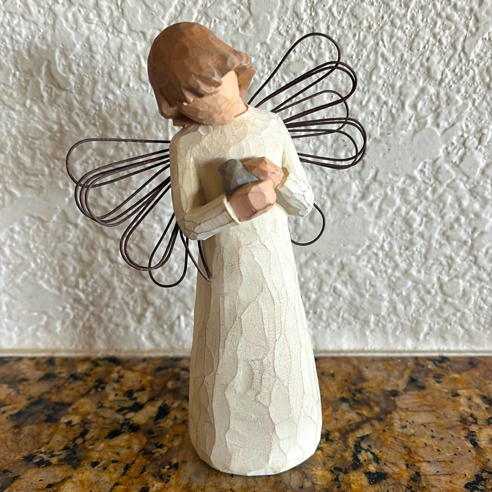 1999 Demdaco Willow Tree Angel of healing collectible